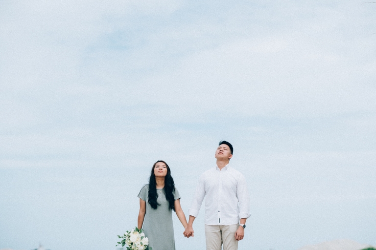 pre-wedding photographer