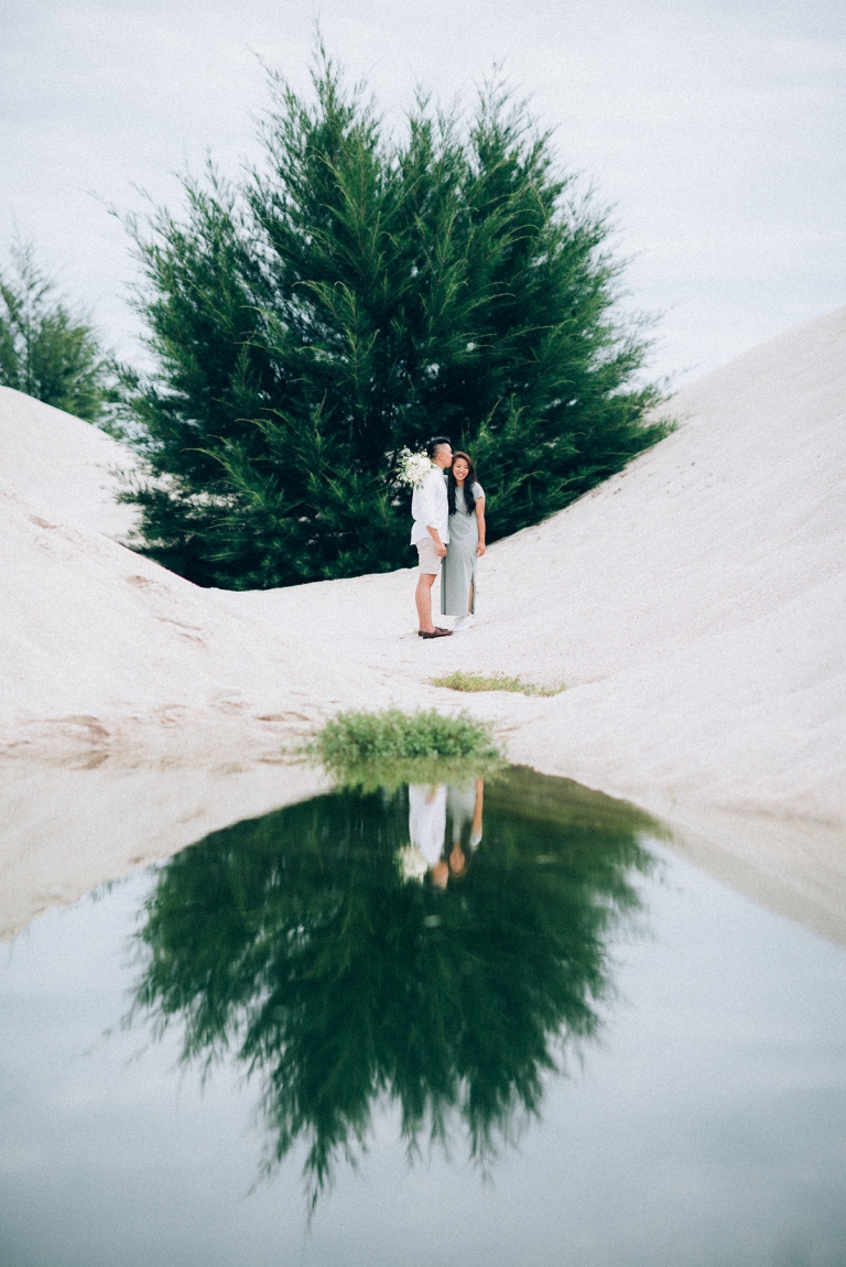 pre-wedding photographer