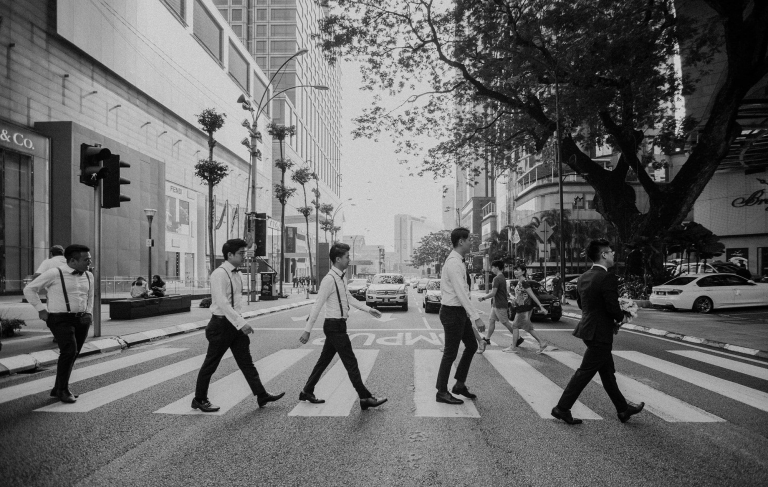 KL wedding crossing