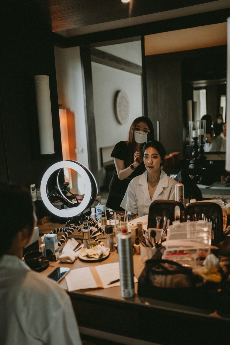 Soori Bali Bride getting ready