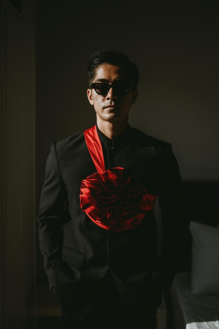 Groom in Chinese traditional outfit