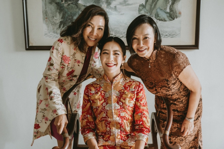 Bride and parents portrait